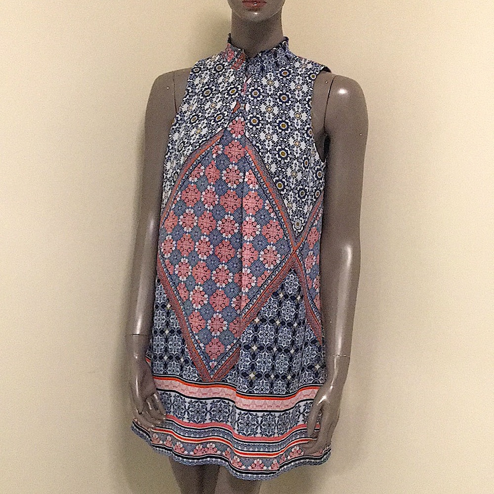 Dress - Picture 2 of 5